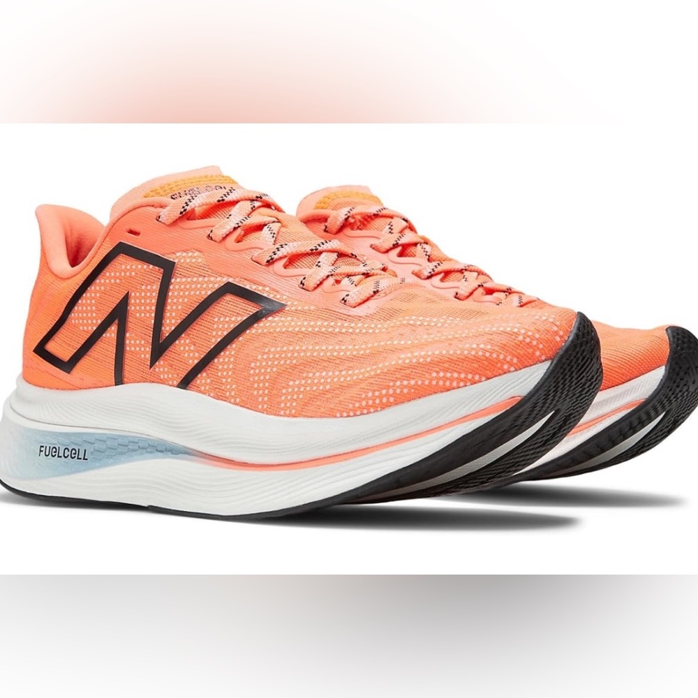 New Balance FuelCell Supercomp Trainer V2